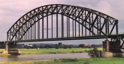 Spoorbrug-Oosterbeek.jpg