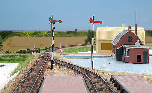 HM-S03-info ns armseinen 1 3.jpg